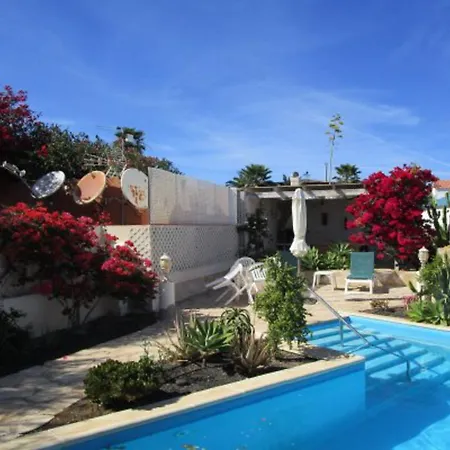 Finca Miguel Parque Holandes