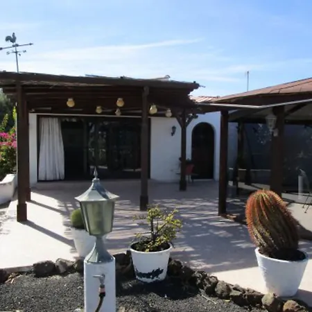 Finca Miguel * Parque Holandes