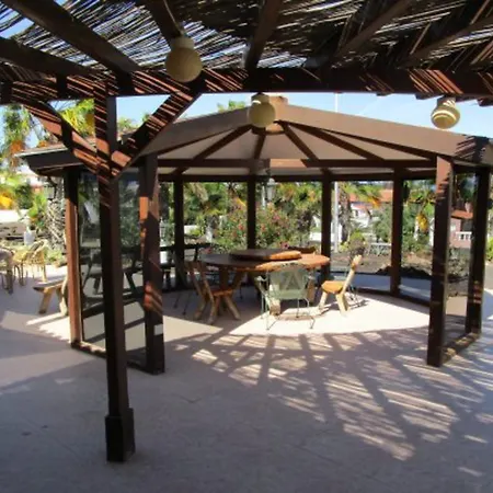 Finca Miguel Parque Holandes